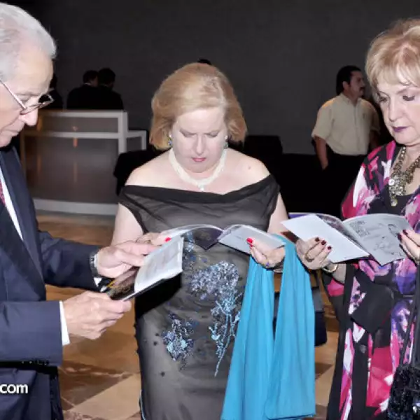 Octaviano Longoria,Josefina Rodríguez de Longoria y América Domínguez Lozano