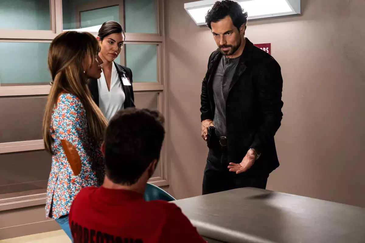 Giacomo Gianniotti y Vanessa Morgan