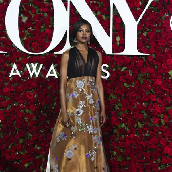 Pascale Armand en un vestido de Delpozo.