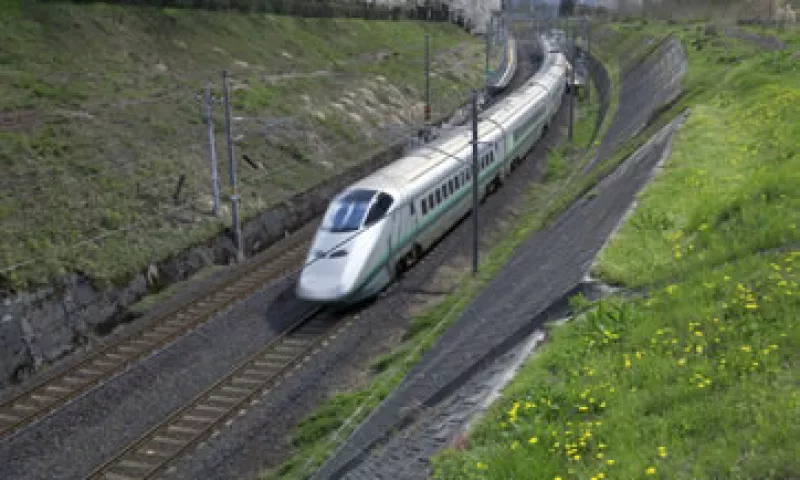 El sistema contará con 15 trenes eléctricos que correrán a una velocidad promedio de 90 kilómetros. (Foto: Getty Images)