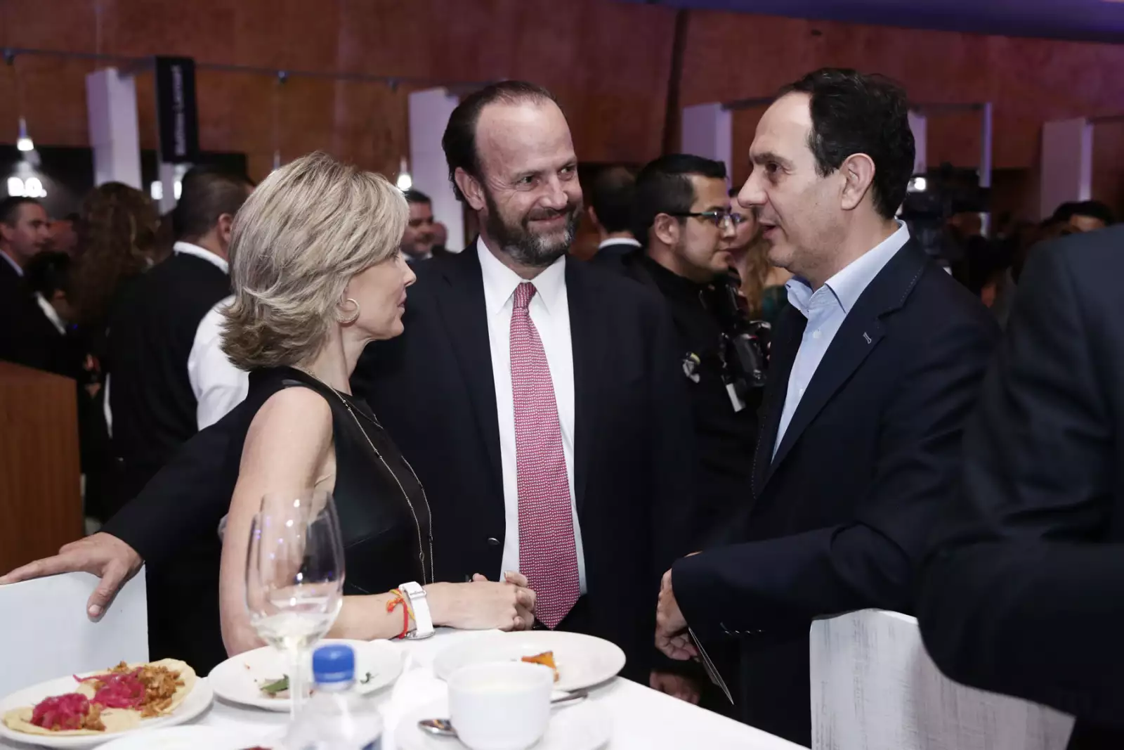 Cata Ayúdate a dar