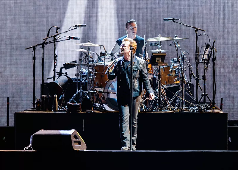 U2