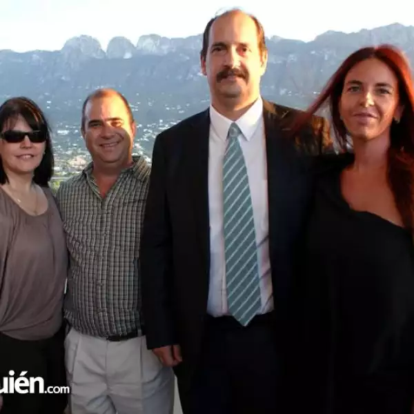 Maria Cristina Cantu%u0301,Patricio Morales,Jose%u0301 Sobrebien y Maru Semerena