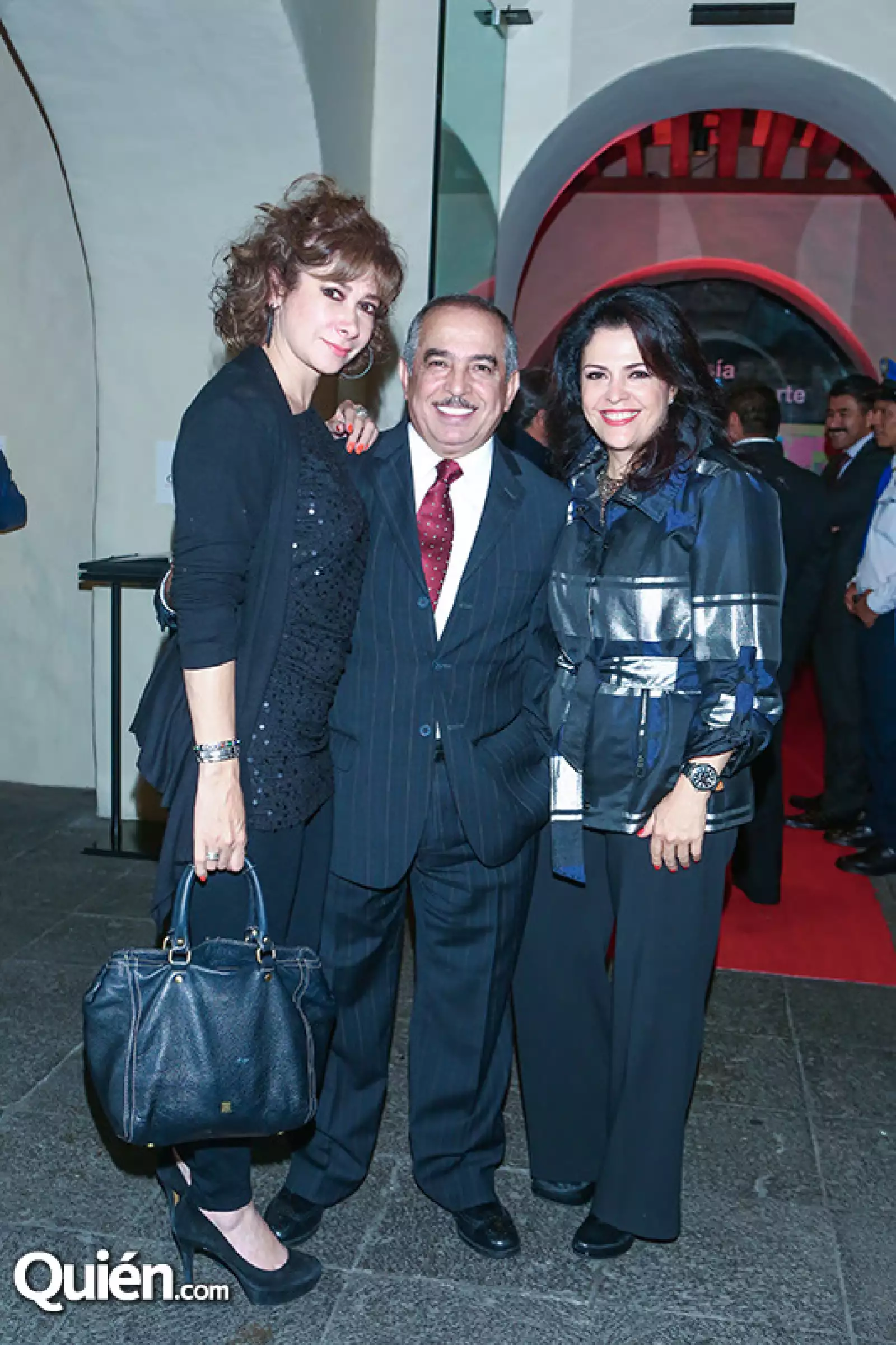 Gabriela Mujica,Carlos Marín y Claudia Algorri