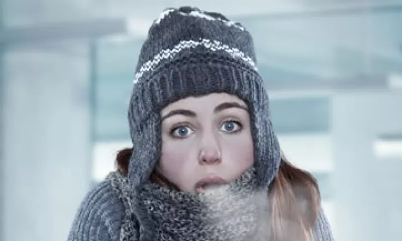 Las mujeres perciben el aire acondicionado como más frío en comparación con los hombres. (Foto: iStock by Getty Images )