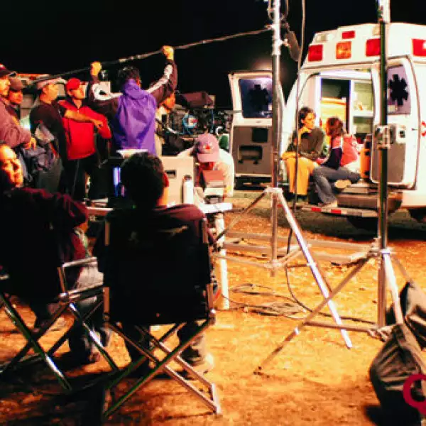 Backstage de Jacqueline Bracamontes