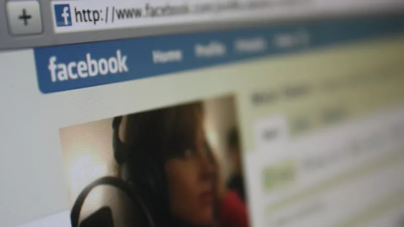 Un director de secundaria en EU recomienda prohibir redes sociales