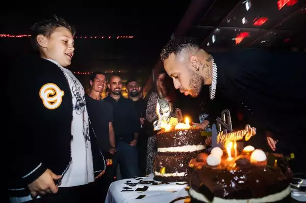 Neymar cumplió 31 años y lo celebró con su hijo Davi Lucca