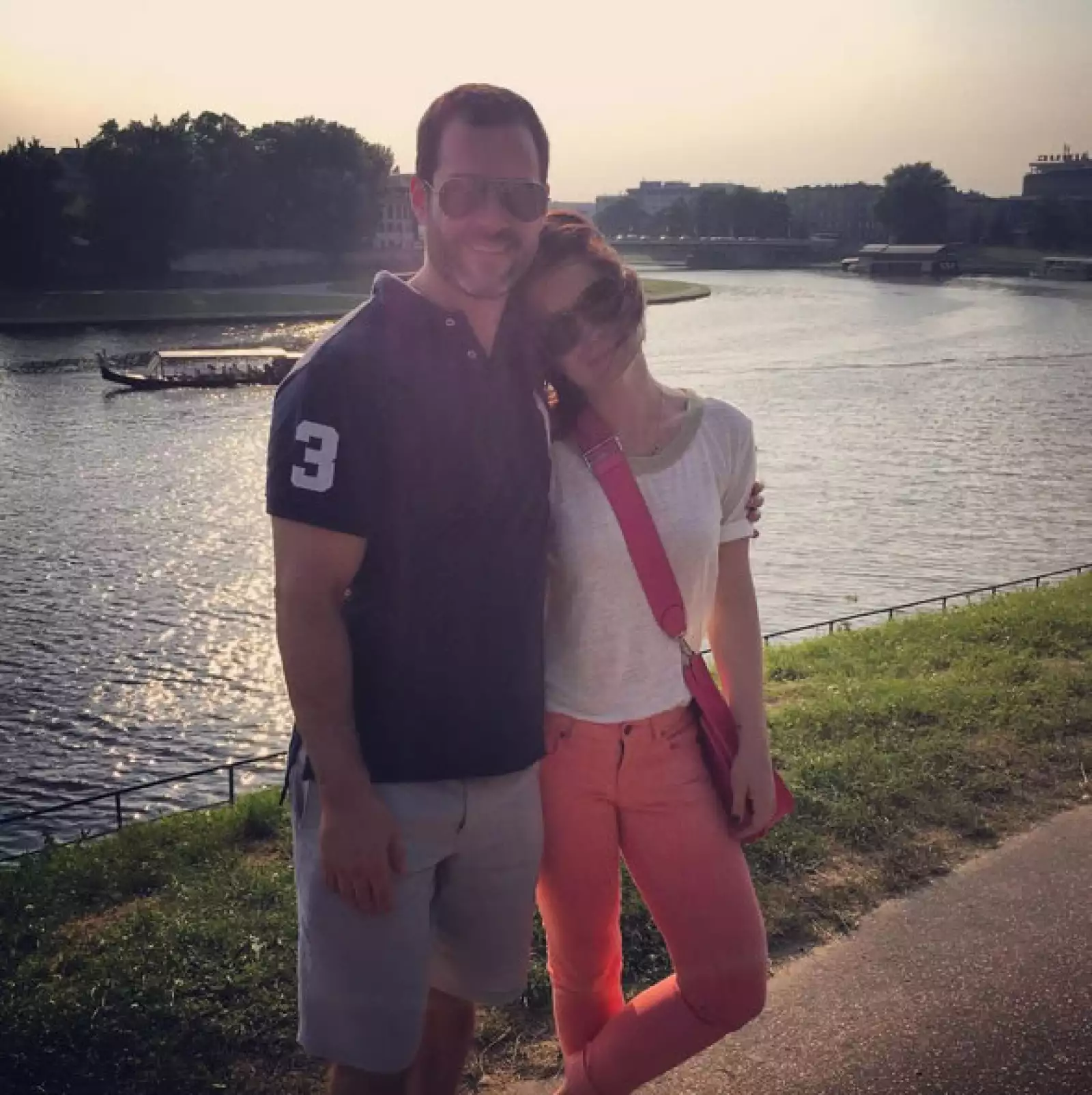 Y para cerrar con broche de oro, tenemos a Emiliano Salinas y Ludwika Paleta, una de nuestras parejas favoritas de la sociedad mexicana.