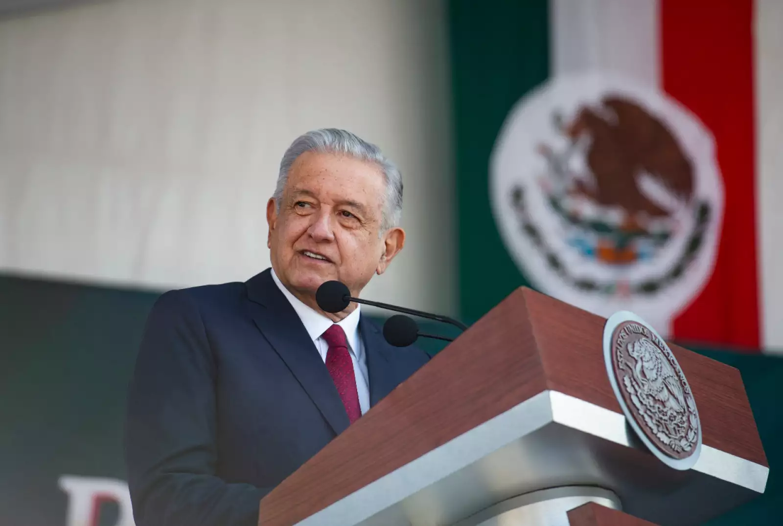 AMLO en su discurso