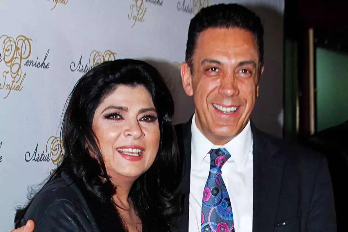 victoria-ruffo-omar-fayad.jpg