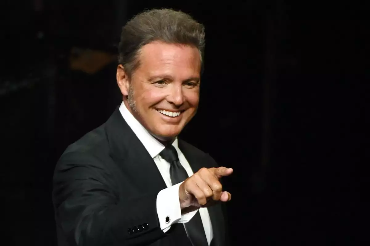 Luis Miguel anuncia las fechas de su tour 2023
