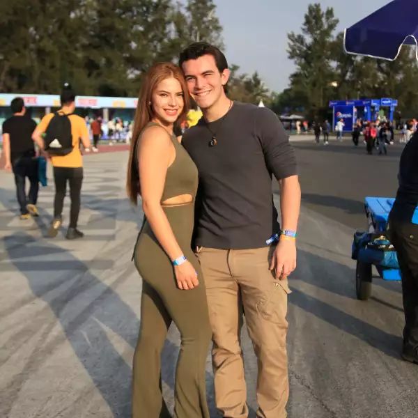 Andrea Martínez y Carlo Leal 