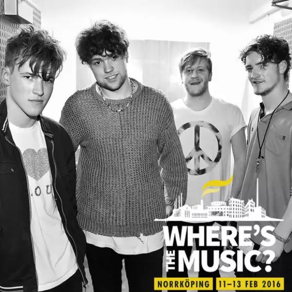 La banda había promocionado su aparición en el festival en redes sociales.