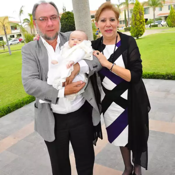 Luis Ignacio Sánchez,Marcela Saldaña,BB Luis Tomas.