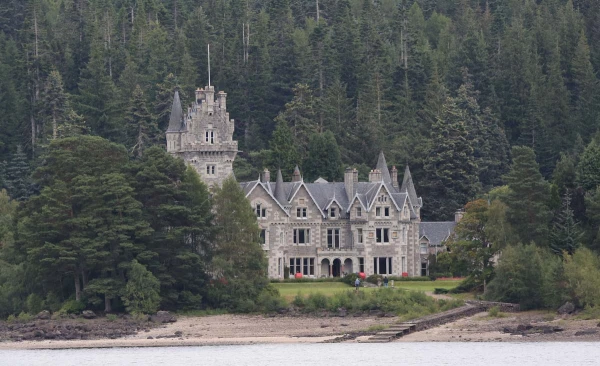 Exclusive - 'The Crown' TV show on set filming, Ardverikie Estate, Kinloch Laggan, Scotland - 04 Aug 2021