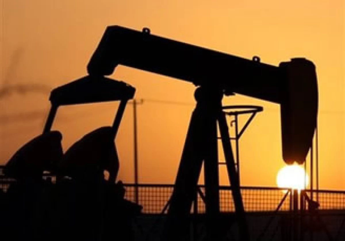 El barril estadounidense de petróleo se cotizó el lunes en 71.58 dólares; en julio de 2008 tocó los 147.27 dólares. (Foto: AP)