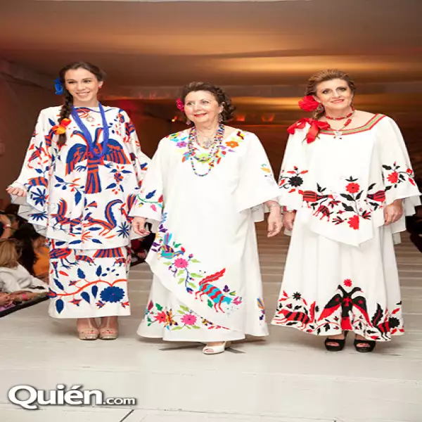 Desfile Tres Generaciones Map