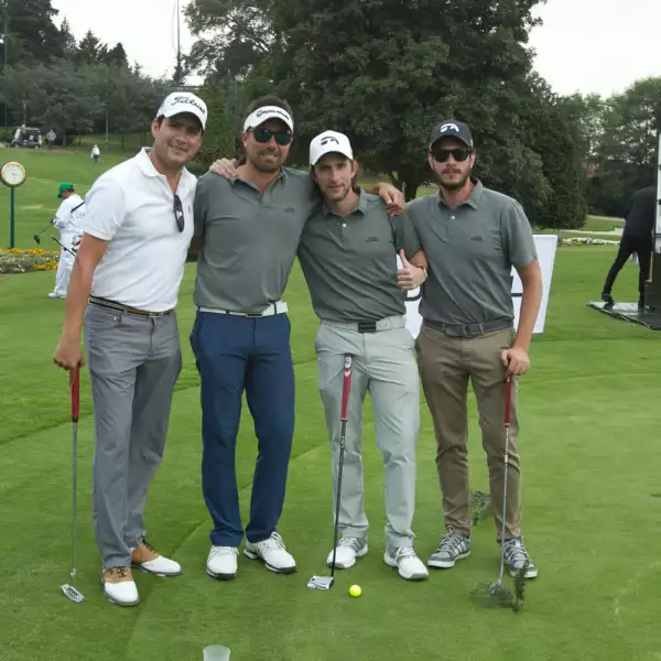 Primer torneo de masters de golf by Maestro Dobel