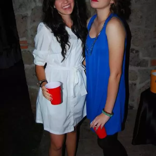 Fiesta de disfraces de parejas