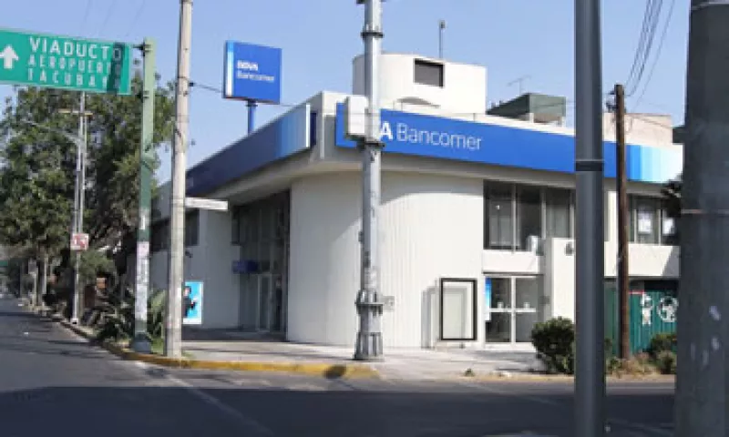 La Asociación de Bancos de México pidió a los clientes que anticipen sus operaciones. (Foto: Notimex )