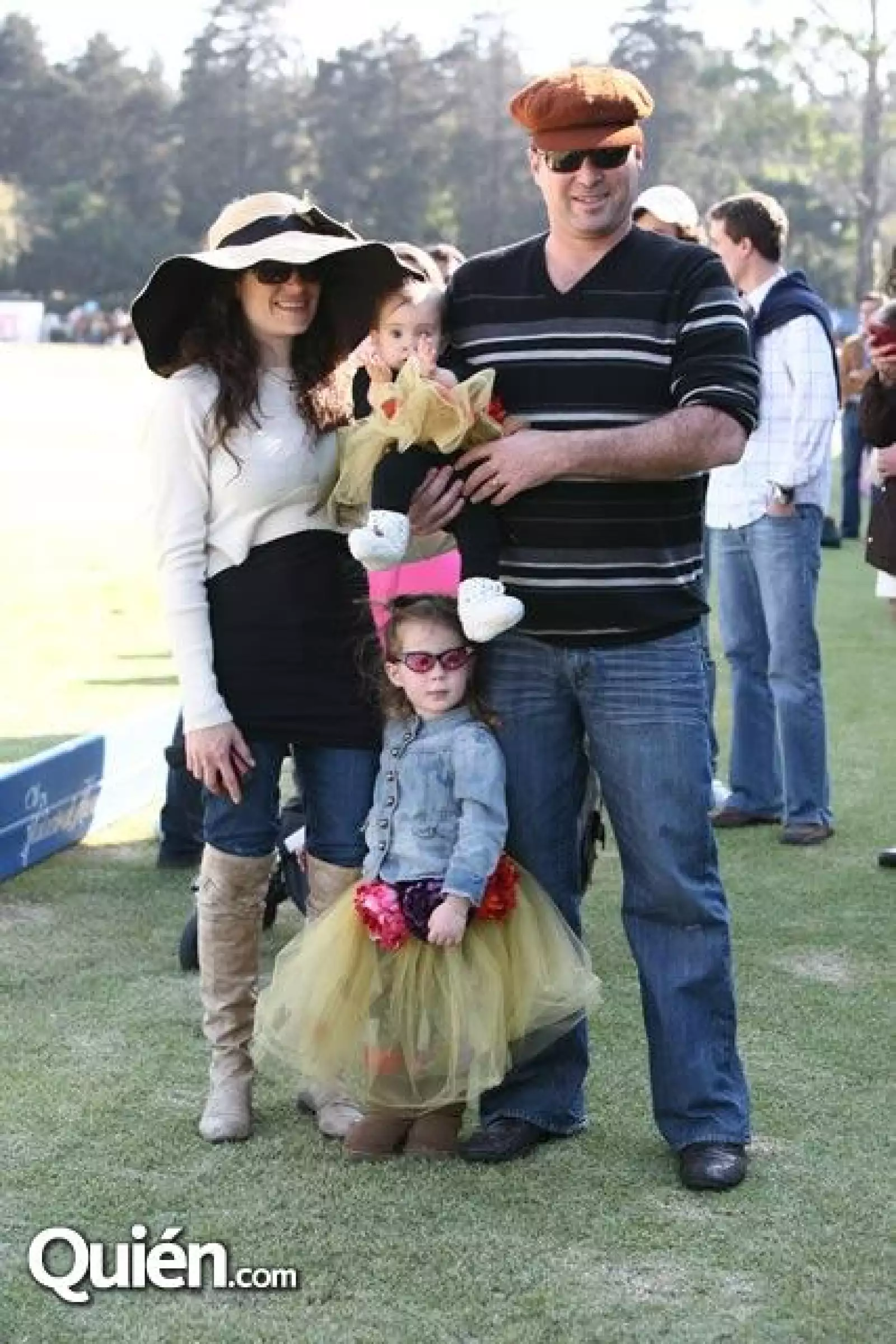 Eli Tsur,Kaia Tsur,Asar Tsur,Mía Tsur