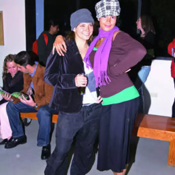 Maggy Calderón, Paola Torres