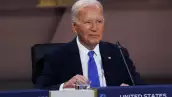 El presidente de Estados Unidos, Joe Biden, asiste a una reunión del Consejo del Atlántico Norte a nivel de Jefes de Estado y de Gobierno, de la Unión Europea y del Indo-Pacífico durante la cumbre del 75º aniversario de la OTAN en Washington, Estados Unidos, el 11 de julio de 2024.