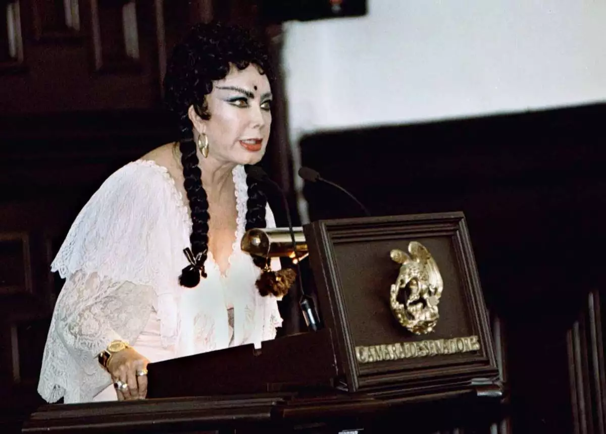 IRMA SERRANMP-SENADORA