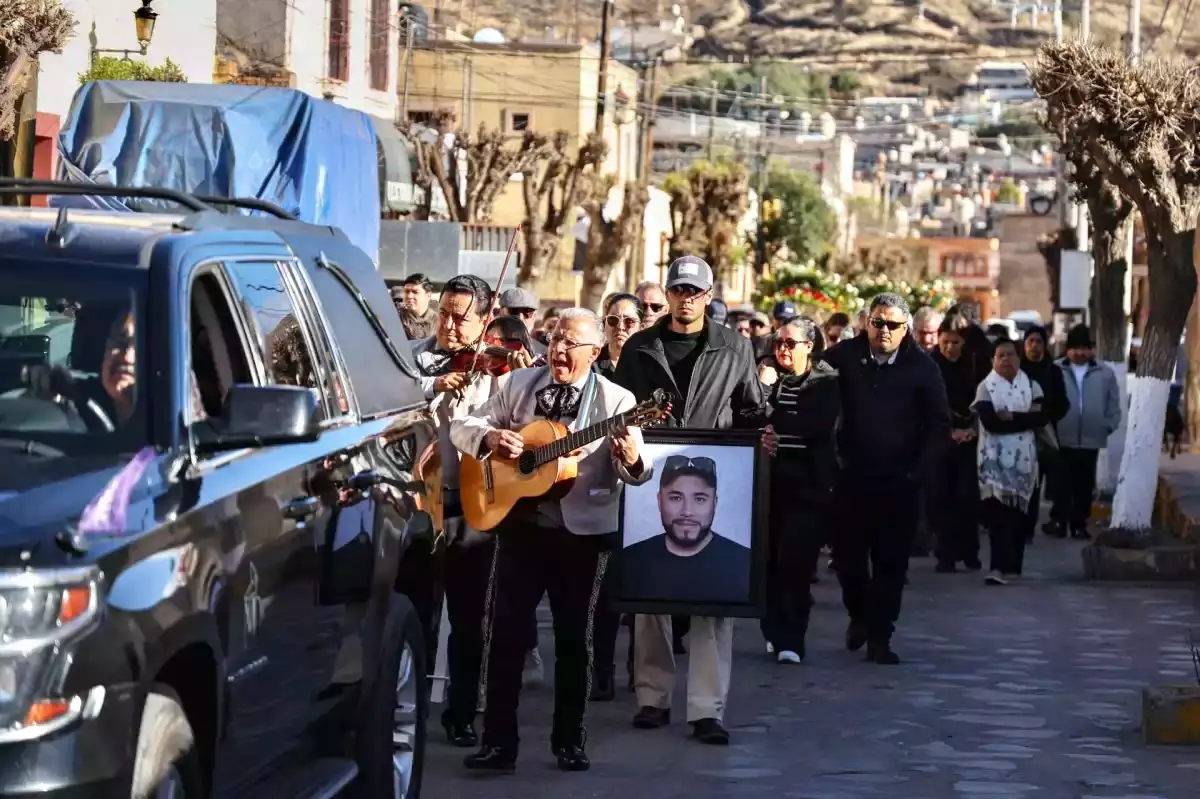 Cinco de los 10 mineros secuestrados en Sinaloa siguen desaparecidos, confirma Vizsla Silver