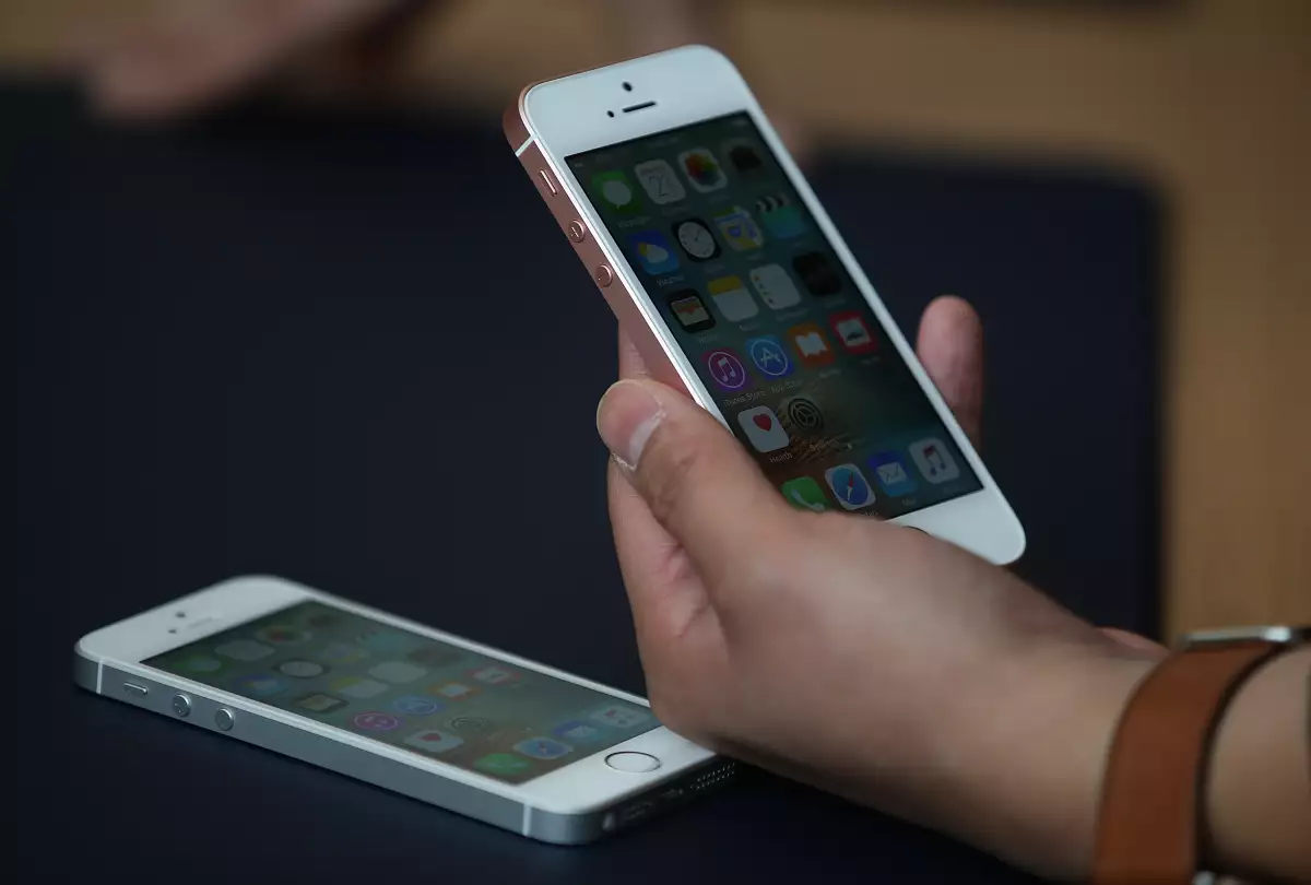 Apple no inventó los 'smartphones', pero sí cambió la forma en que los usuarios se relacionan con ellos.
