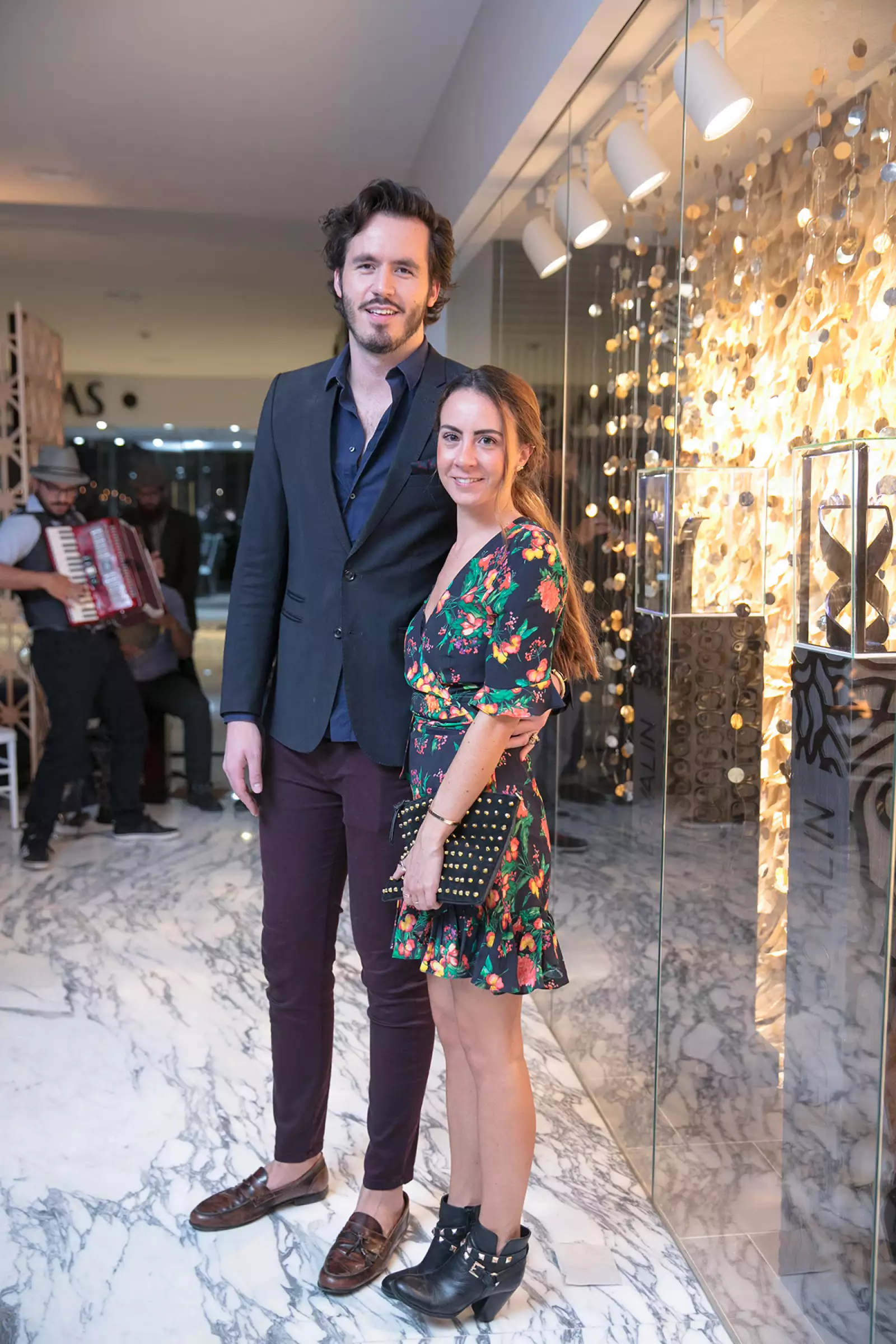 Lanzamiento de las argollas matrimoniales de Pineda Covalín