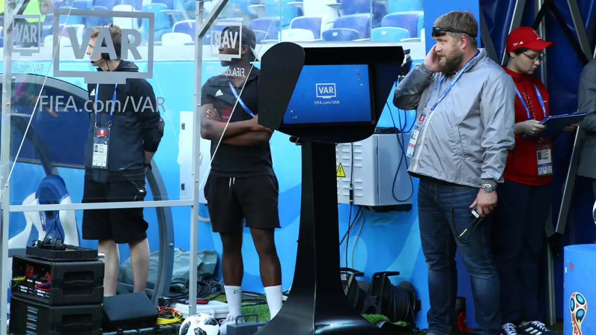 VAR