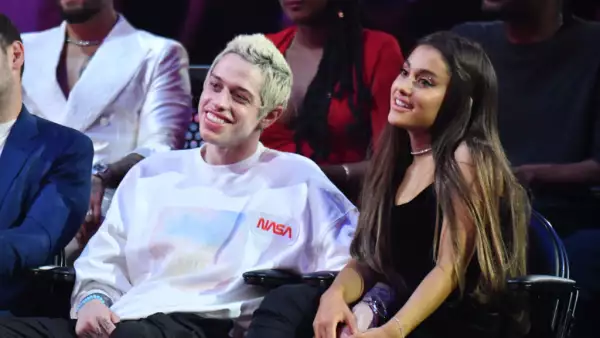 Ariana Grande y Pete Davidson