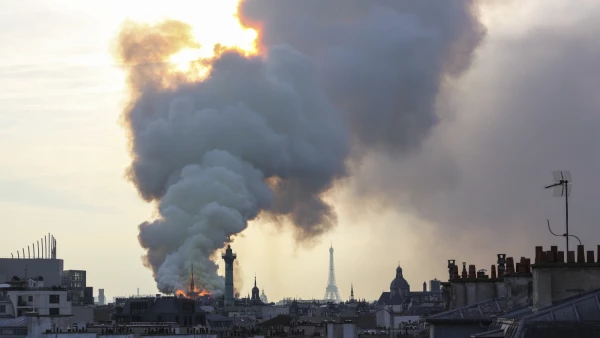 Incendio Notre Dame-13