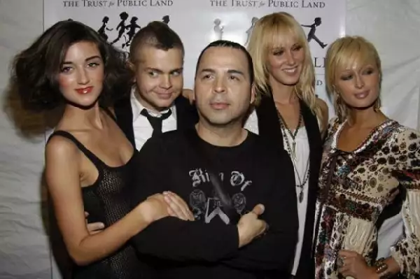 Paris Hilton es una de las fans de Louis Verdad.