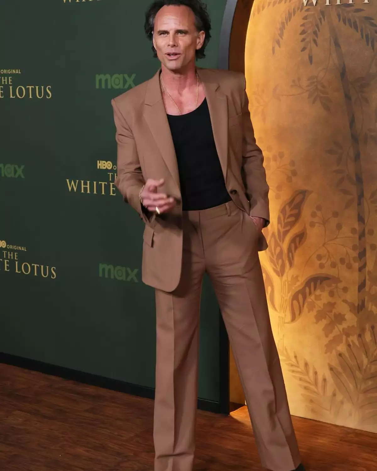Walton Goggins.jpg
