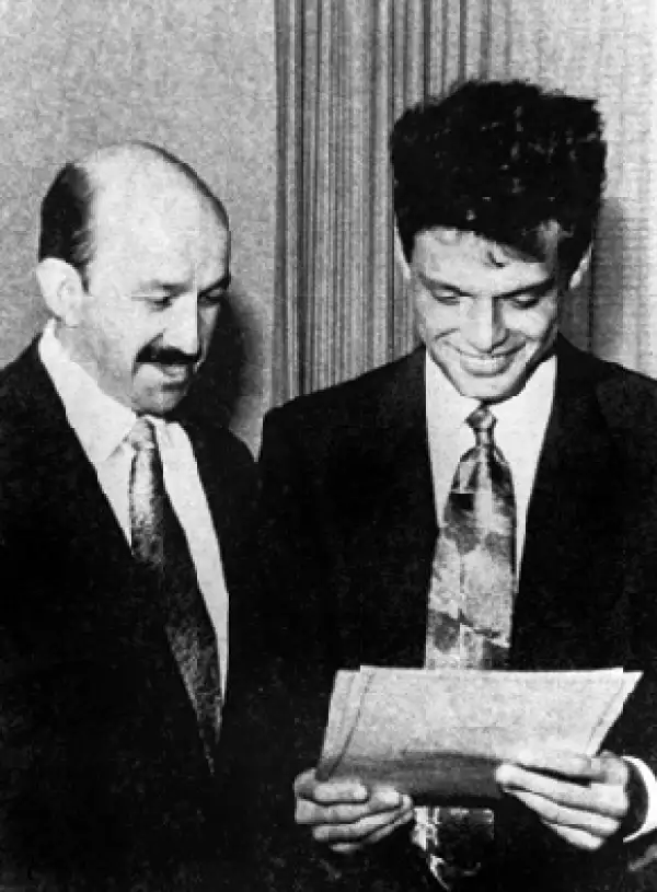 Aquí con el entonces presidente de México, Carlos Salinas de Gortari.