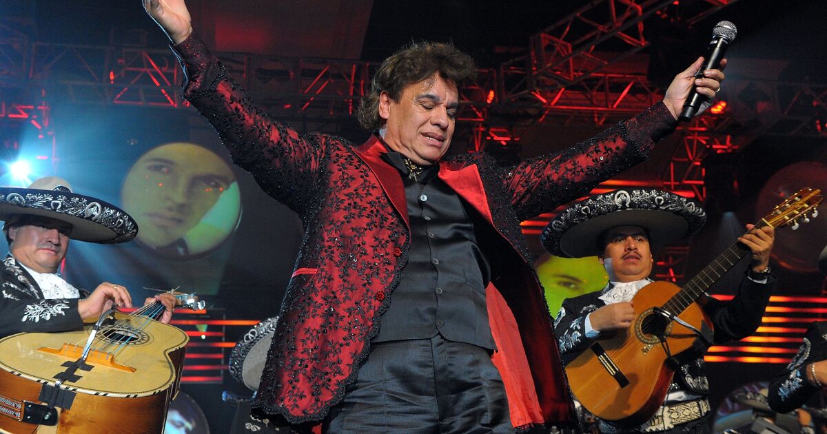 Juan Gabriel signed by FC Juárez?