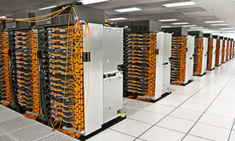 Tres de las mejores 10 súper computadoras del planeta son de EU. Dos más de China y otras dos de Alemania. (Foto: tomada de CNNMoney.com)