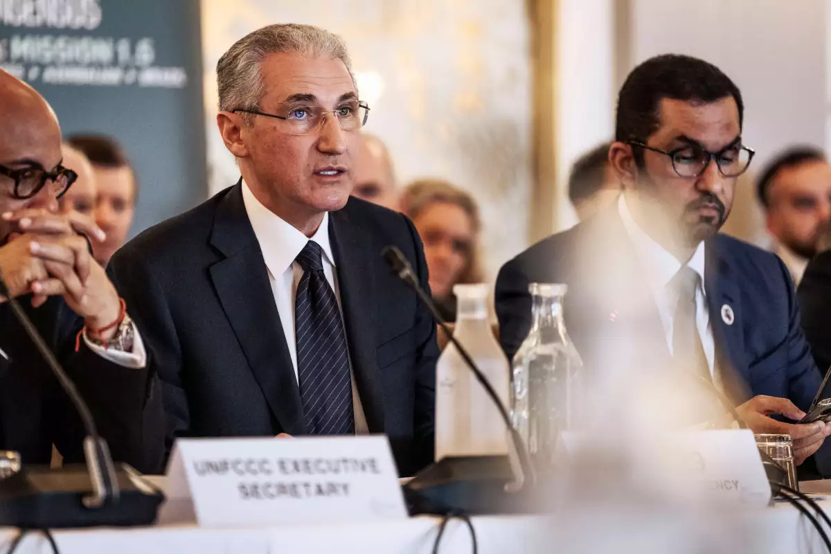 Presidente de COP29 pide desbloquear dinero para países pobres antes que aumentar objetivos