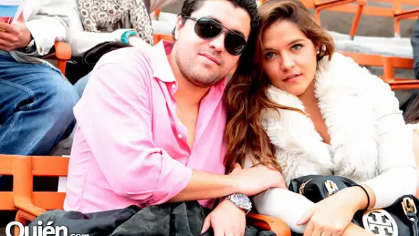 Gabriel Chávez,Adriana Ugalde