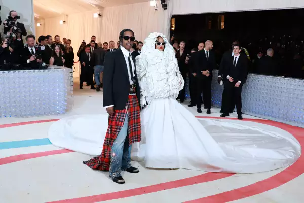 Rihanna y ASAP Rocky en la Met Gala.