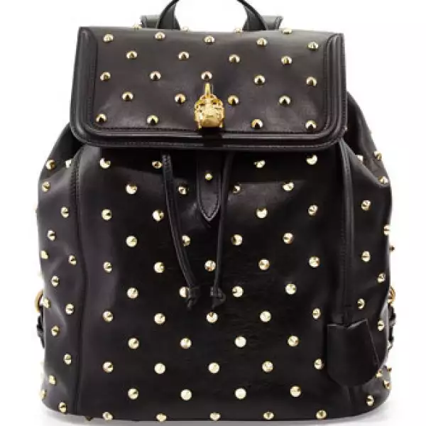 Le decimos que sí a todo lo que Alexander McQueen tiene que ofrecer.