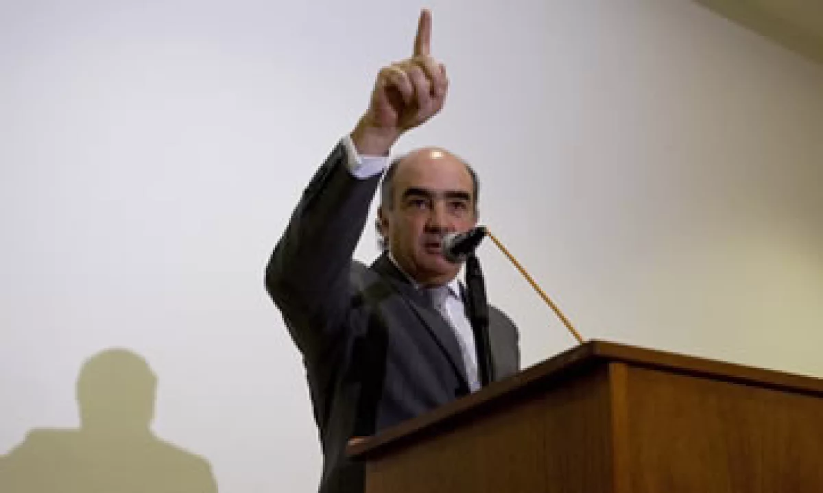 El ex titular de la Secretaría de Comunicaciones y Transportes destacó el error de cálculo económico de la calificadora. (Foto: AP)