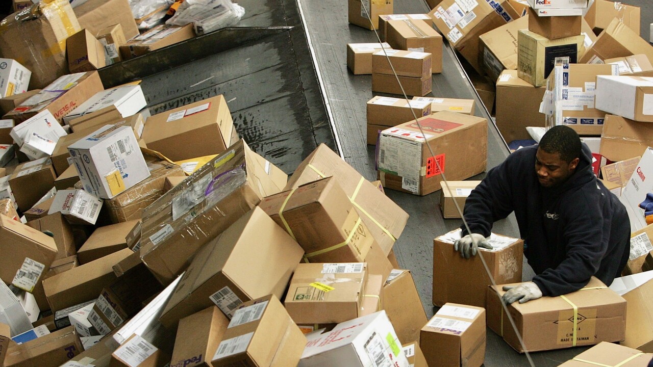 25 países suspenden envíos de paquetes por vía postal a EU por aranceles