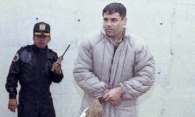 El dinero del narcotraficante fue hallado en un vehículo en la colonia Cumbres de Juárez, en Tijuana. (Foto: AP)