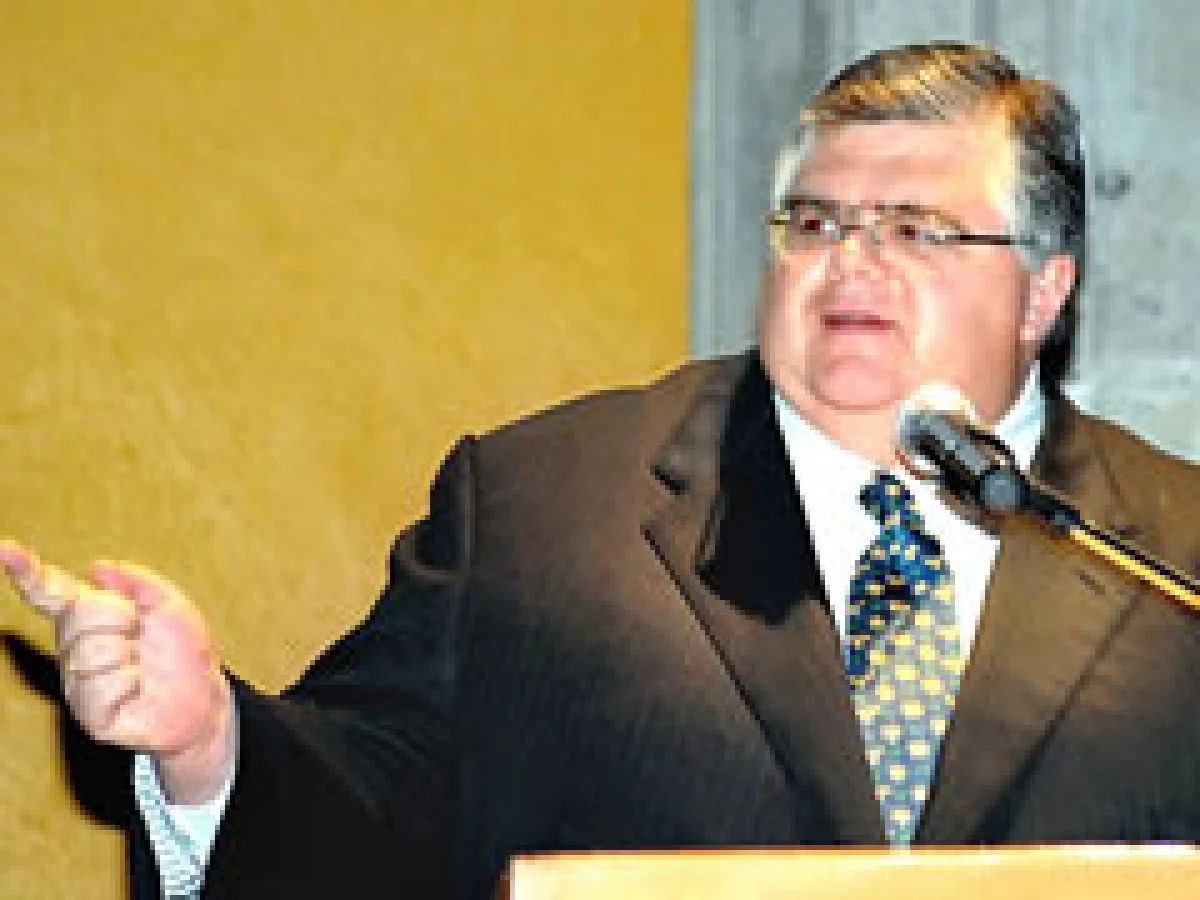 Agustín Carstens, secretario de Hacienda, dijo que el gobierno pedirá préstamos al BID y al BM. (Foto: Archivo)
