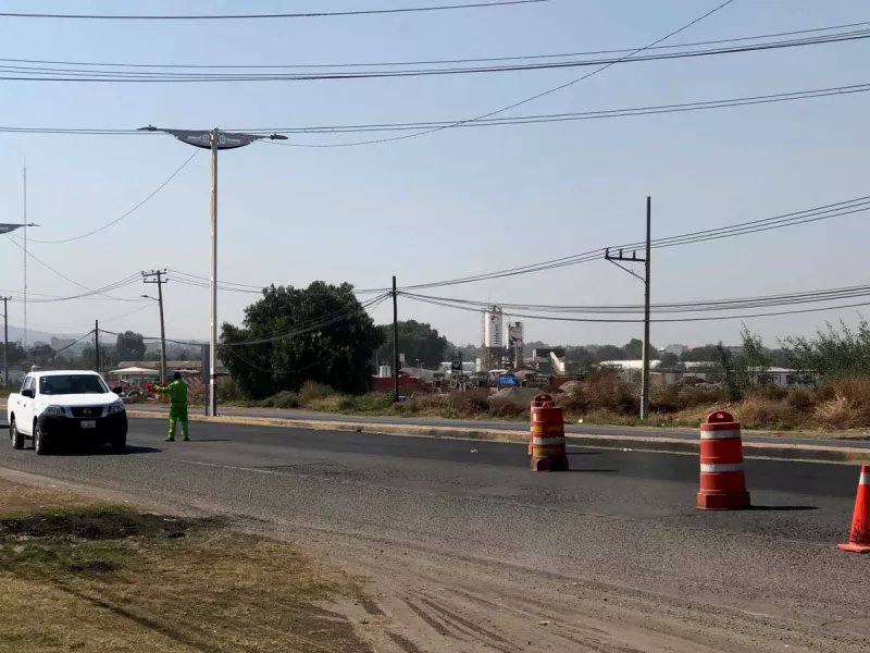 Obras carretera hacia el AIFA continúan