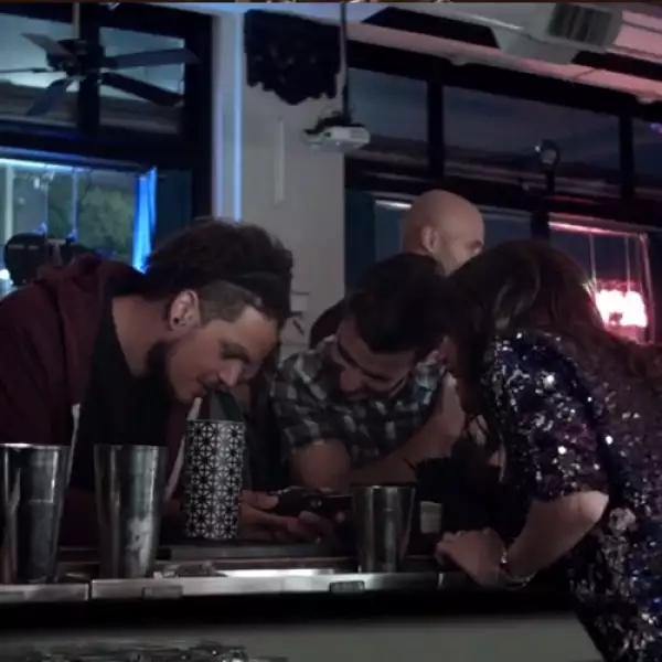 Bud Light es otro clásico del Super Bowl. Tenemos que admitir que nos hubiera encantado jugar Real Life PacMan.